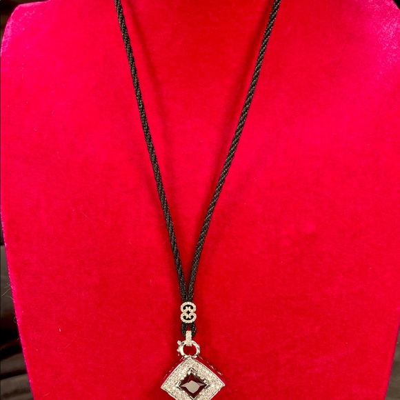 FIVE NECKLACES IN ONE - Picture 7 of 15